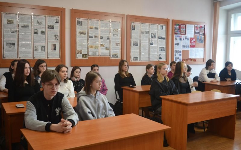 Экскурсия в музей боевой и трудовой славы музыкального колледжа